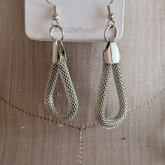 Silver Tone Metal Mesh Chain Link Necklace‎ Set - Picture 6 of 7